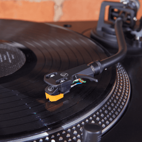 Доза Audio-Technica АТ-VM95EN на достъпна цена от Аудио Арте Доза Audio-Technica АТ-VM95EN,Доза,Audio-Technica АТ-VM95EN,ММ Доза,Audio-Technica,АТ-VM95EN,Стерео,Грамофон,Cartrige,Turntable;