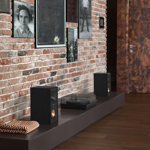 Букшелф тонколони Klipsch R-40M AudioArte Тонколони Klipsch R-40M букшелф на изгодна цена от AudioArte.Позвънете на 029641115 за поръчка