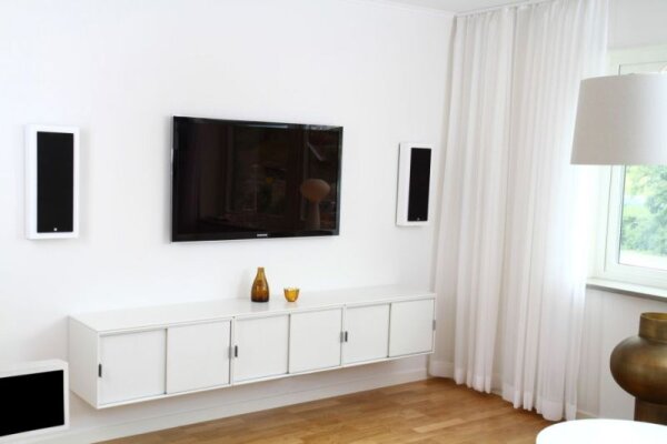 DLS Flatbox Midi, wall speaker, DLS speaker, slim speaker, home audio, 2-way speaker, тонколони за стенен монтаж, Скандинавски дизайн